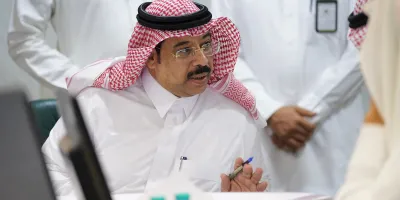 أمين الجوف يبحث مع رئيس بلدية محافظة القريات سير المشروعات وخطط زيادة الاستثمارات