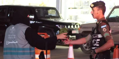  أمانة منطقة الجوف تدشن توزيع 3 آلاف شتلة بالتزامن مع يوم مبادرة السعودية الخضراء